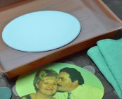 Pribor za lepljenje nalepnica